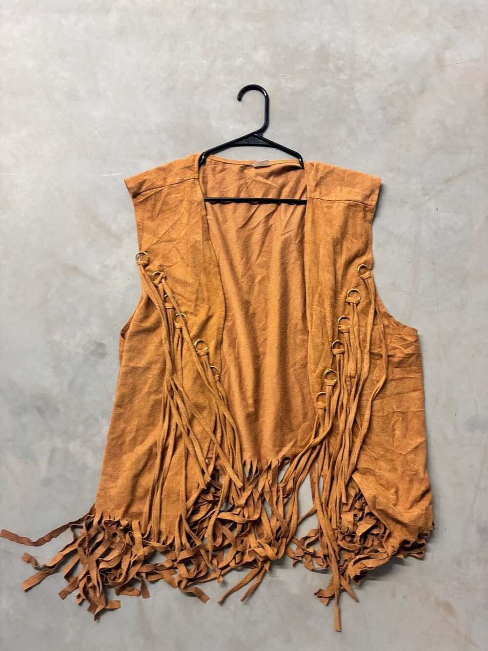 SPIRIT Women's Fringed Faux Suede Sleeveless Vest Brown - Picture 1 of 5